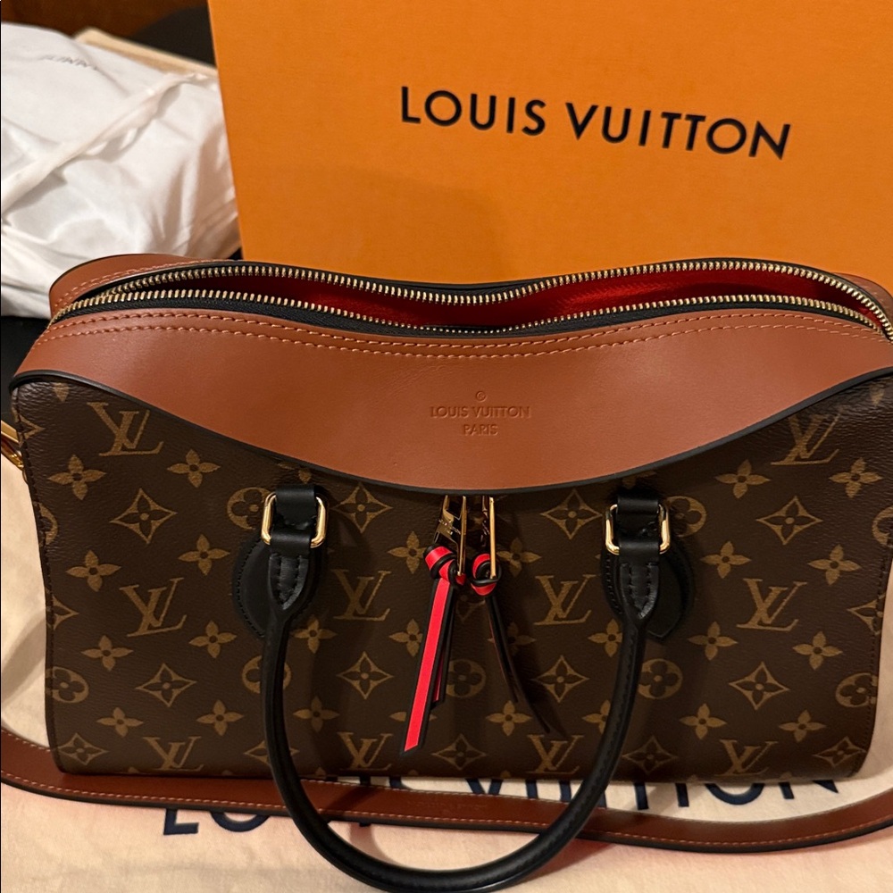 Louis Vuitton Tuileries Tote Monogram Handbag - Picture 10 of 12